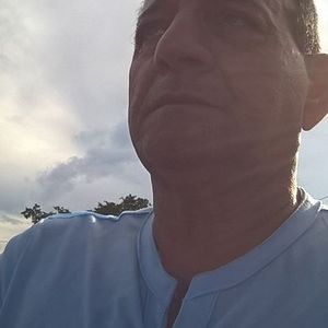 Meet your Posher, Edgardo